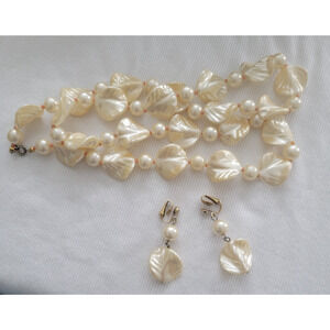 Shiny White Pearl Flower Acrylic Pedal Opera Necklace 28" & Earrings Demi Parure